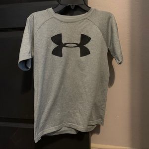 Under Armour T